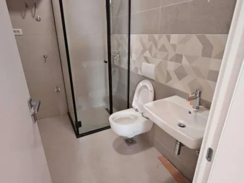 Izdavanje, dvosoban stan, 50m², Sremska Kamenica, Petrovaradin - image 8