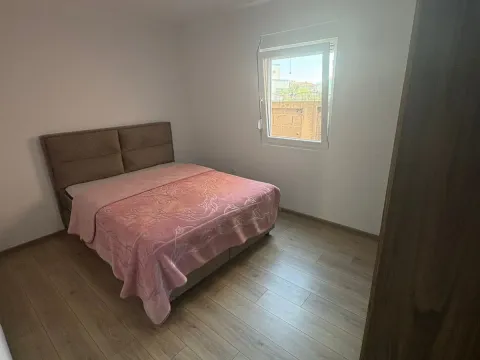 Rent, house, 240m², Karaburško Polje, Podgorica - image 6