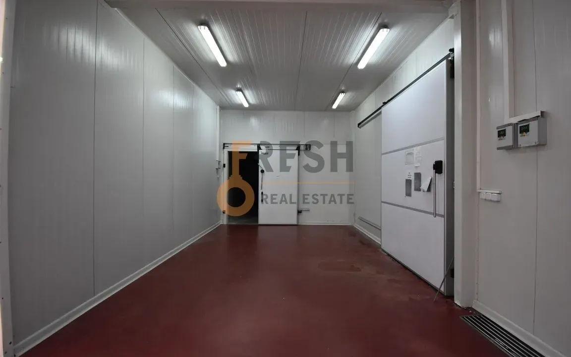 Sale, office space, 794m², Rogami, Podgorica