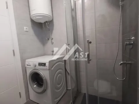 Izdavanje, jednosoban stan, 40m², Novo naselje, Novi Sad - image 7