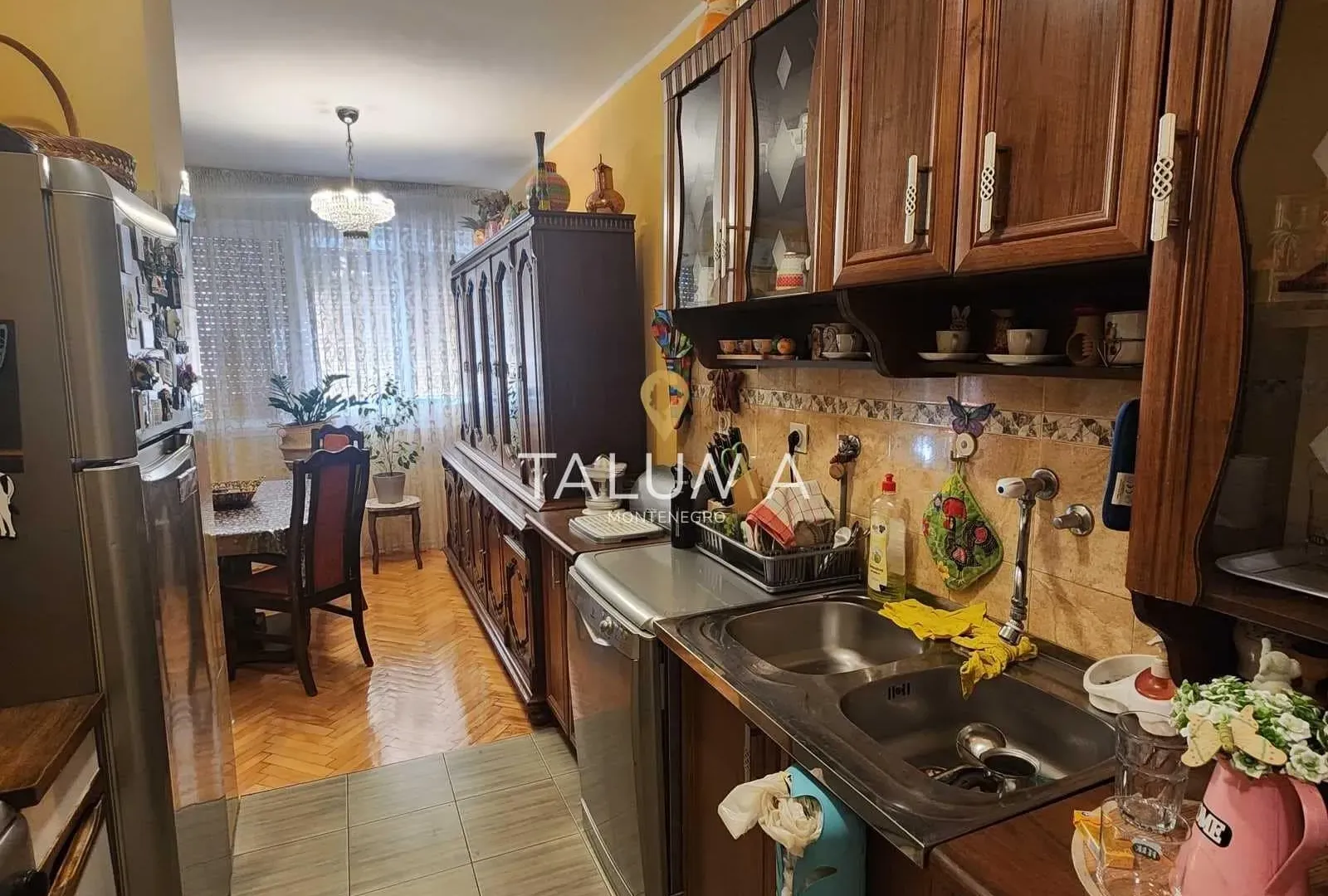 Prodaja, dvosoban stan, 80m², Stara Varoš, Podgorica