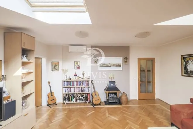 Rent, four bedroom apartment, 81m², Topličin venac, Beograd