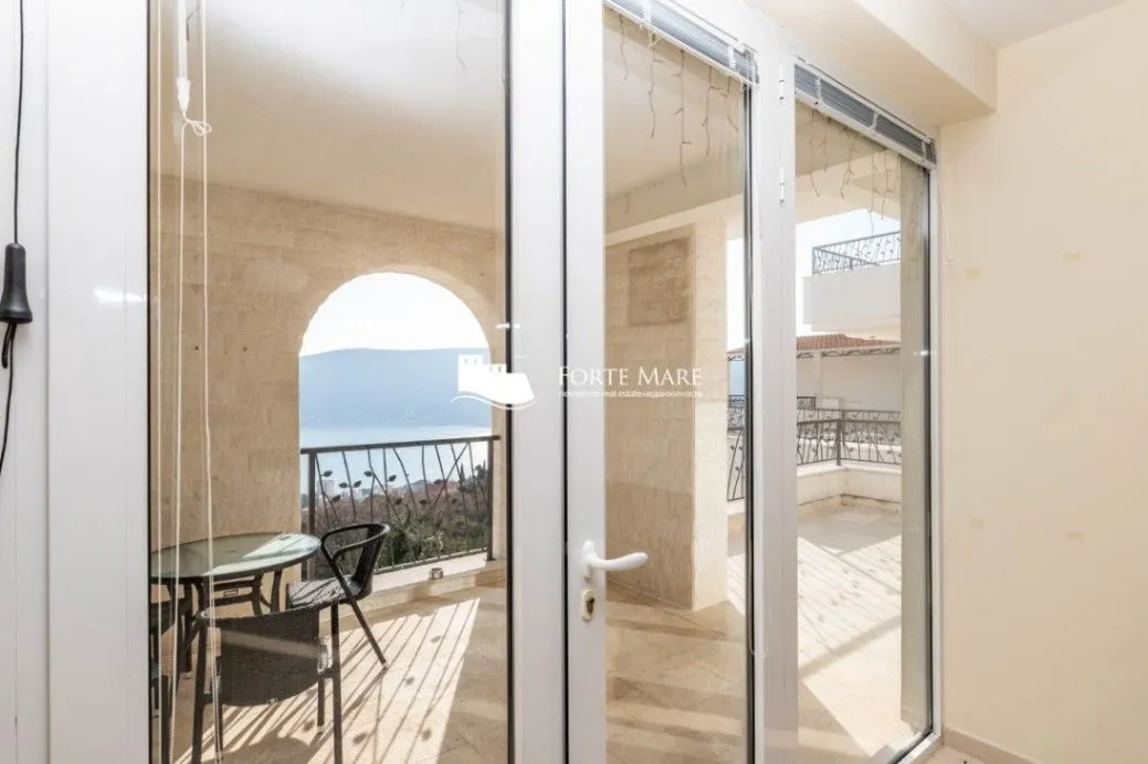 Prodaja, dvosoban stan, 104m², Topla, Herceg Novi