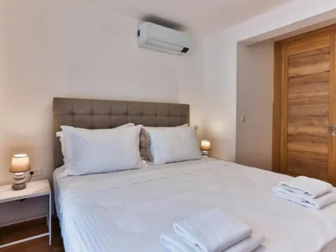 Izdavanje, trosoban stan, 115m², Pržno, Budva - image 13