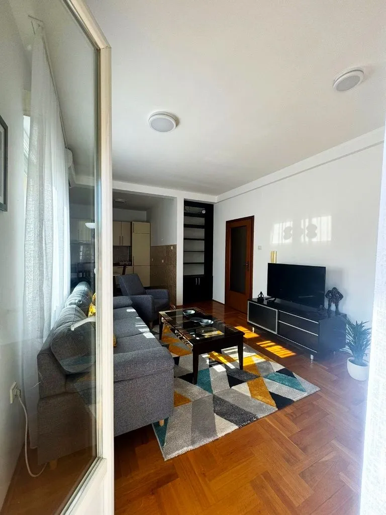 Rent, one bedroom apartment, 55m², Preko Morače, Podgorica