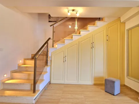 Prodaja, kuća, 185m², Zagora, Kotor - image 12