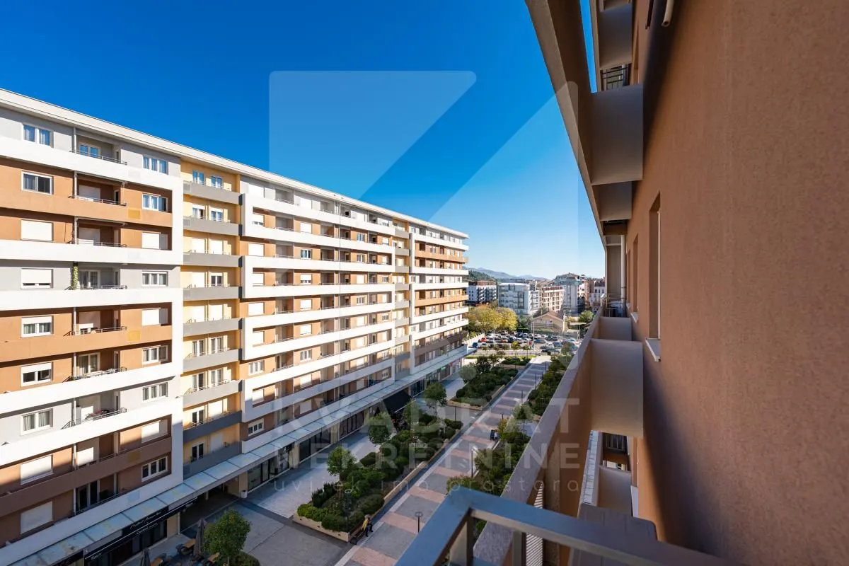 Prodaja, dvosoban stan, 68m², Central Point, Podgorica