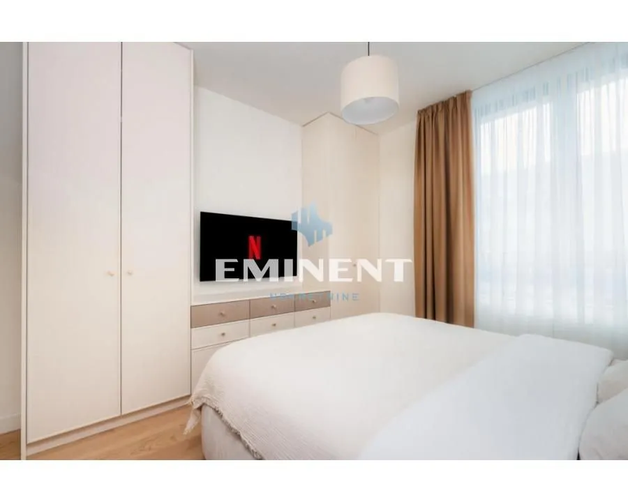 Sale, three bedroom apartment, 72m², Savski Venac, Beograd