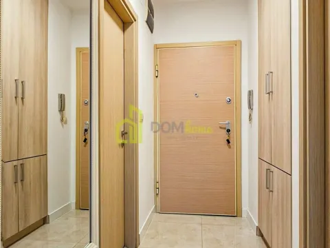 Izdavanje, jednosoban stan, 43m², City Kvart, Podgorica - image 12