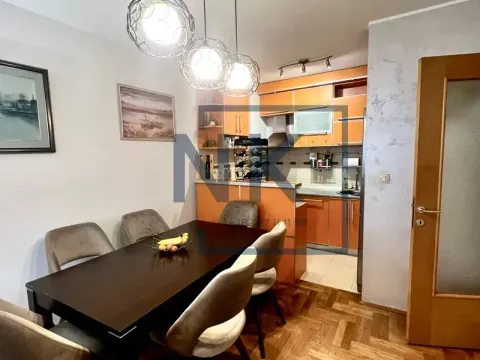 Sale, two bedroom apartment, 70m², Stari Aerodrom, Podgorica - image 4