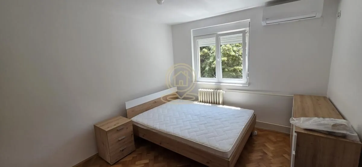 Izdavanje, dvosoban stan, 56m², Socijalno, Novi Sad Sve Podlokacije