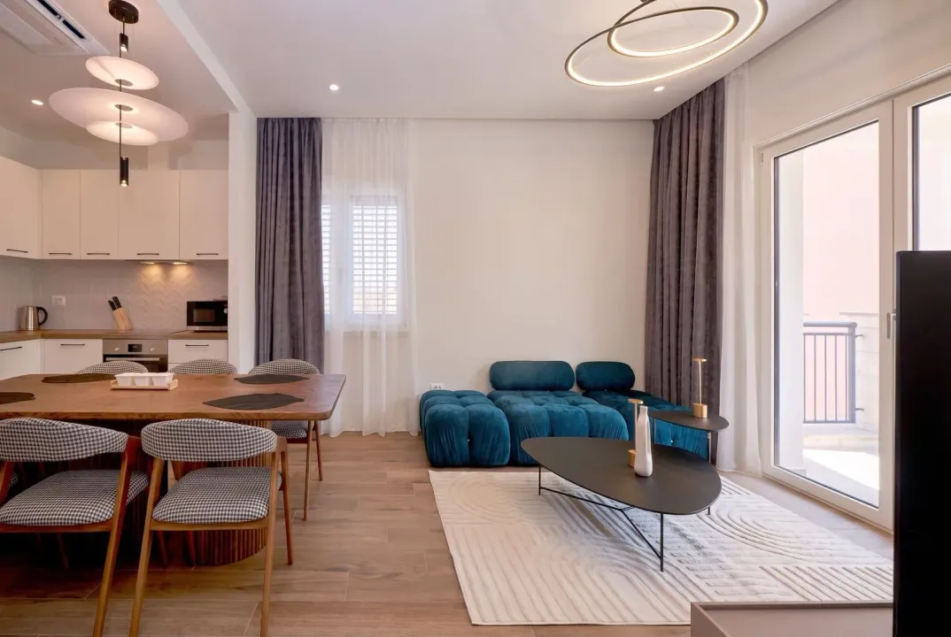 Prodaja, trosoban stan, 80m², Luštica, Tivat