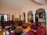 Rent, house, 450m², Zabjelo, Podgorica - image 5