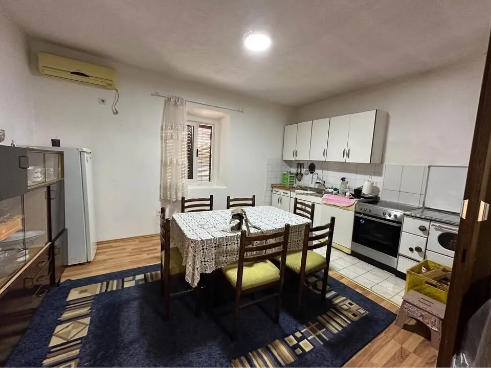 Prodaja, kuća, 75m², Pričelje, Podgorica