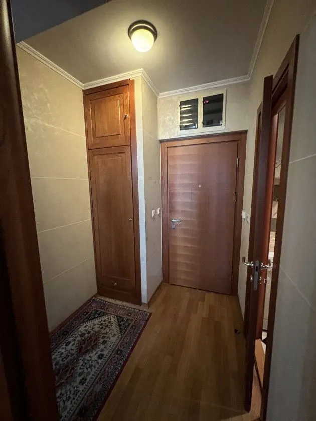 Izdavanje, jednosoban stan, 60m², Centar, Podgorica
