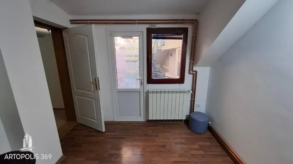 Sale, three bedroom apartment, 71m², Zemun Centar, Zemun Sve Podlokacije