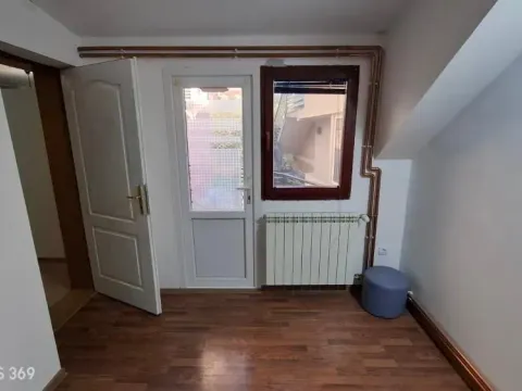 Sale, three bedroom apartment, 71m², Zemun Centar, Zemun Sve Podlokacije - image 13