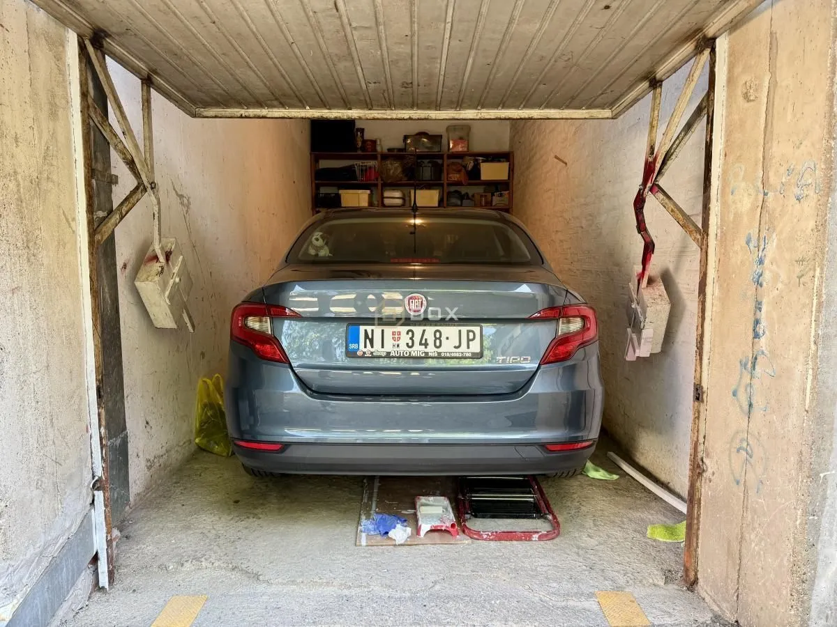 Sale, parking/garage, 15m², Medijana, Niš