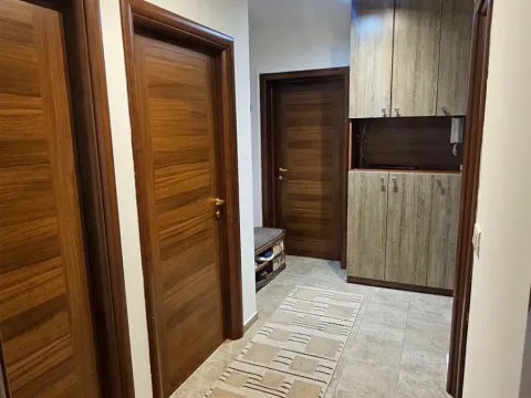 Izdavanje, stan, 66m², Stari Aerodrom, Podgorica - image 14