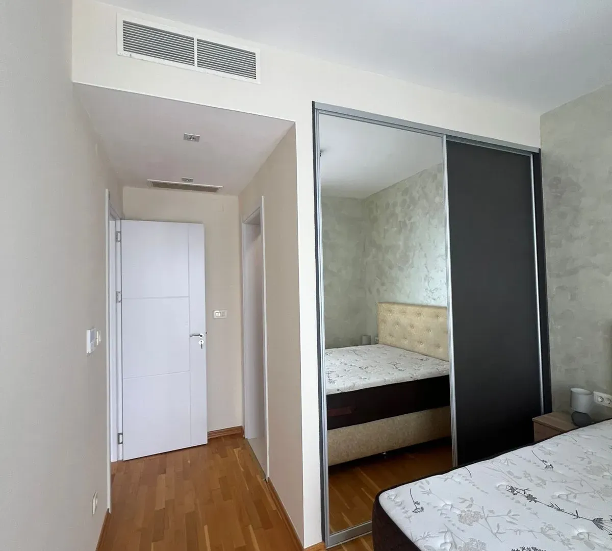 Prodaja, dvosoban stan, 66m², Tivat, Crna Gora