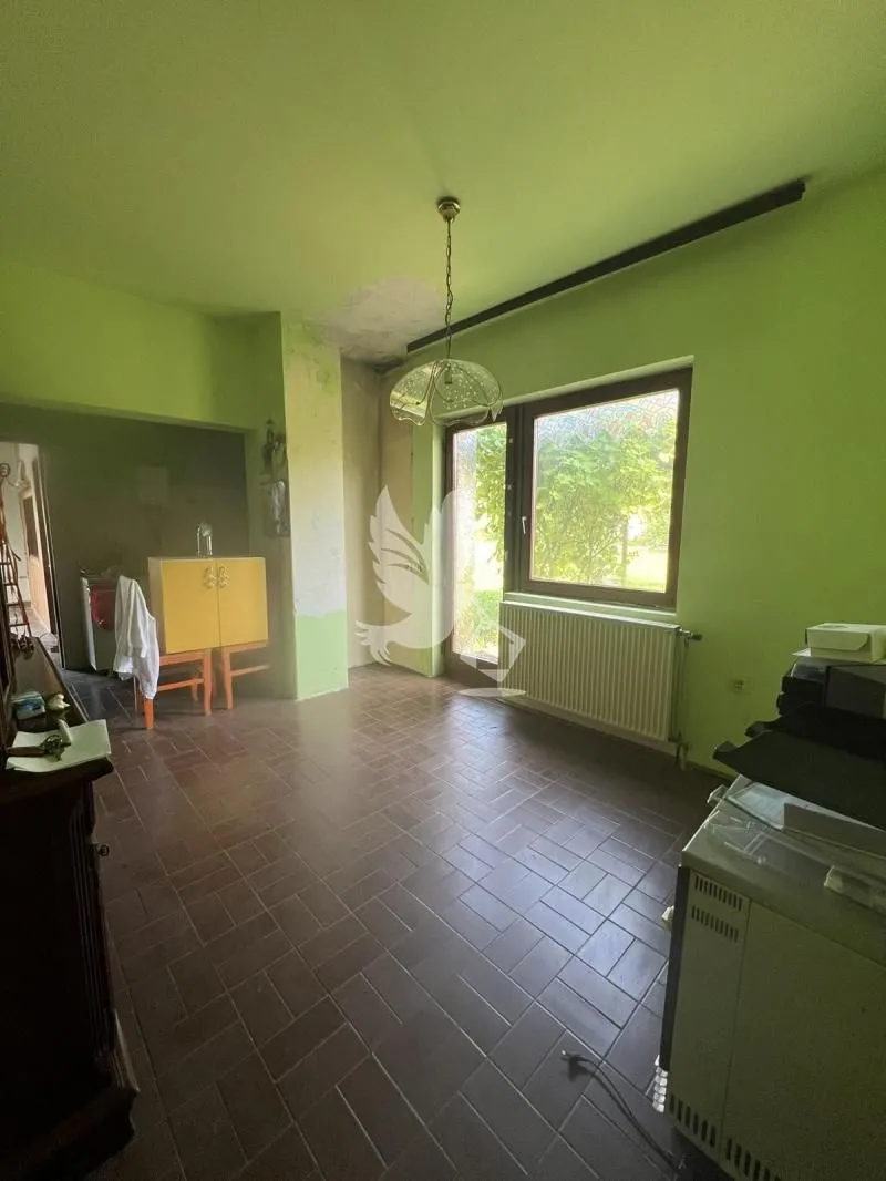Sale, house, 183m², Mladenovac, Beograd