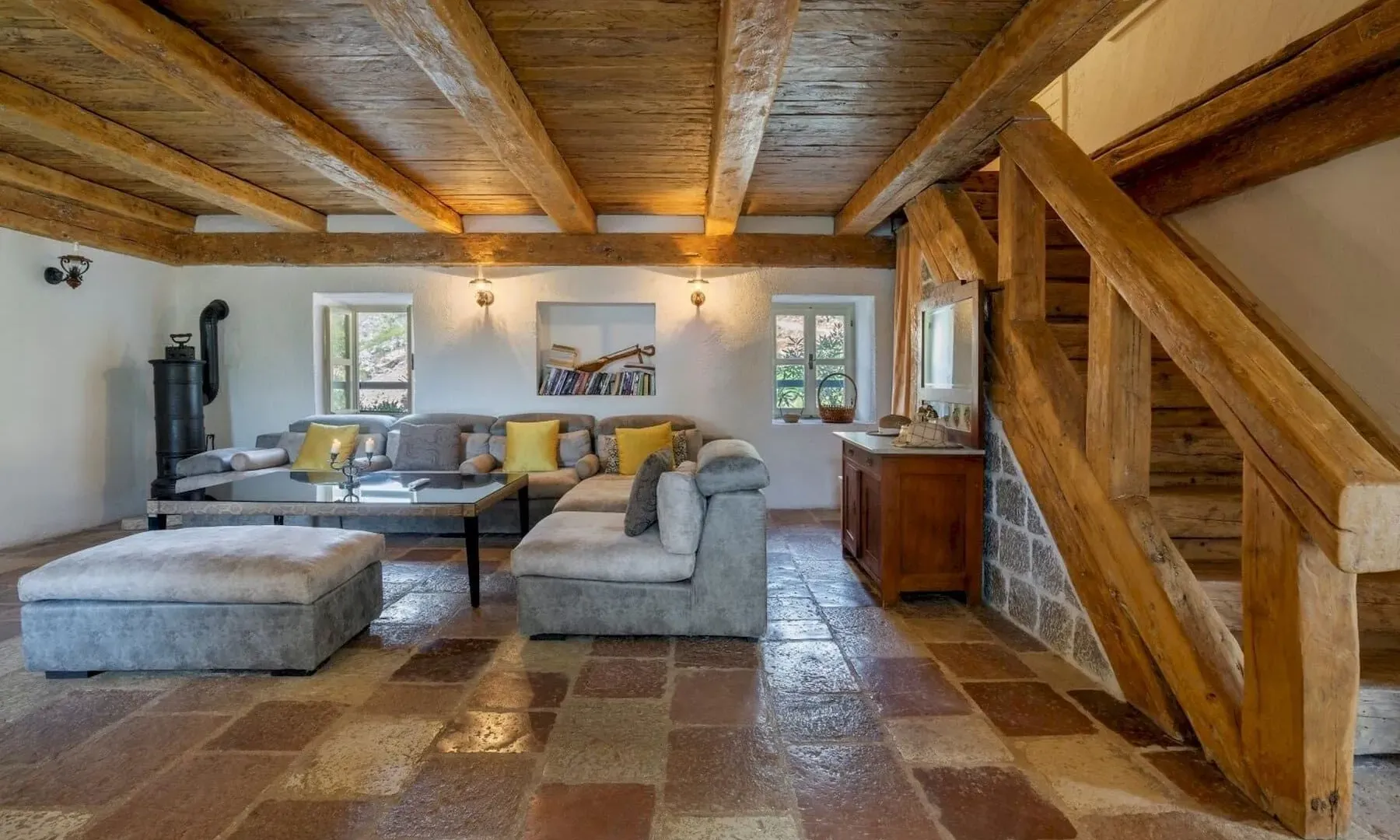Sale, house, 200m², Reževići, Budva