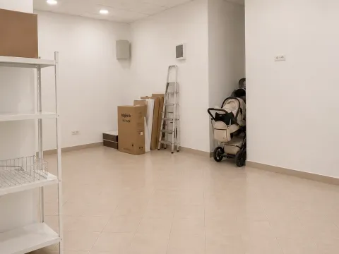 Rent, office space, 120m², Stari Aerodrom, Podgorica - image 3