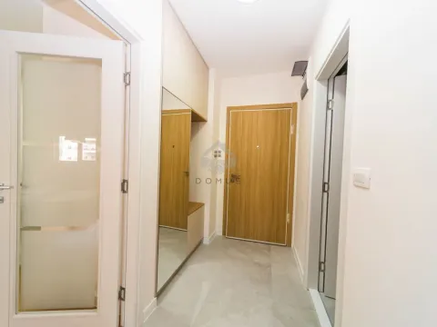 Izdavanje, jednosoban stan, 49m², Central Point, Podgorica - image 8