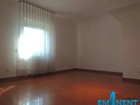 Izdavanje, stan, 203m², Vračar Hram, Vračar Sve Podlokacije - image 8