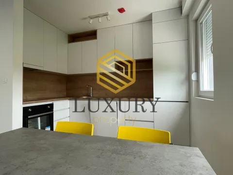 Rent, two bedroom apartment, 70m², Centar, Podgorica - image 8