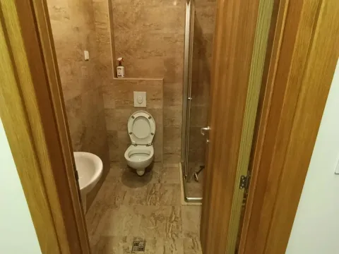 Prodaja, jednosoban stan, 43m², Blok 6, Podgorica - image 2