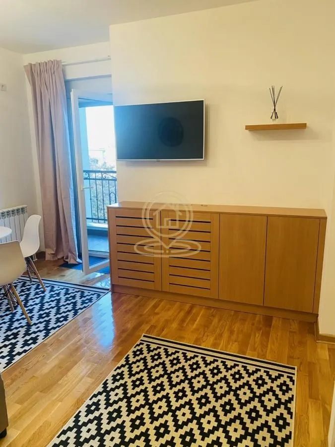 Rent, two bedroom apartment, 44m², Palilula Sve Podlokacije, Beograd