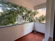 Izdavanje, trosoban stan, 86m², Savski Venac, Beograd - image 13