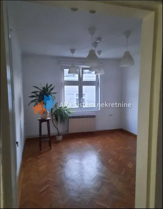 Rent, apartment, 250m², Neimar, Vračar Sve Podlokacije