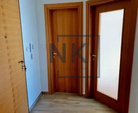Izdavanje, dvosoban stan, 55m², Blok 6, Podgorica - image 6