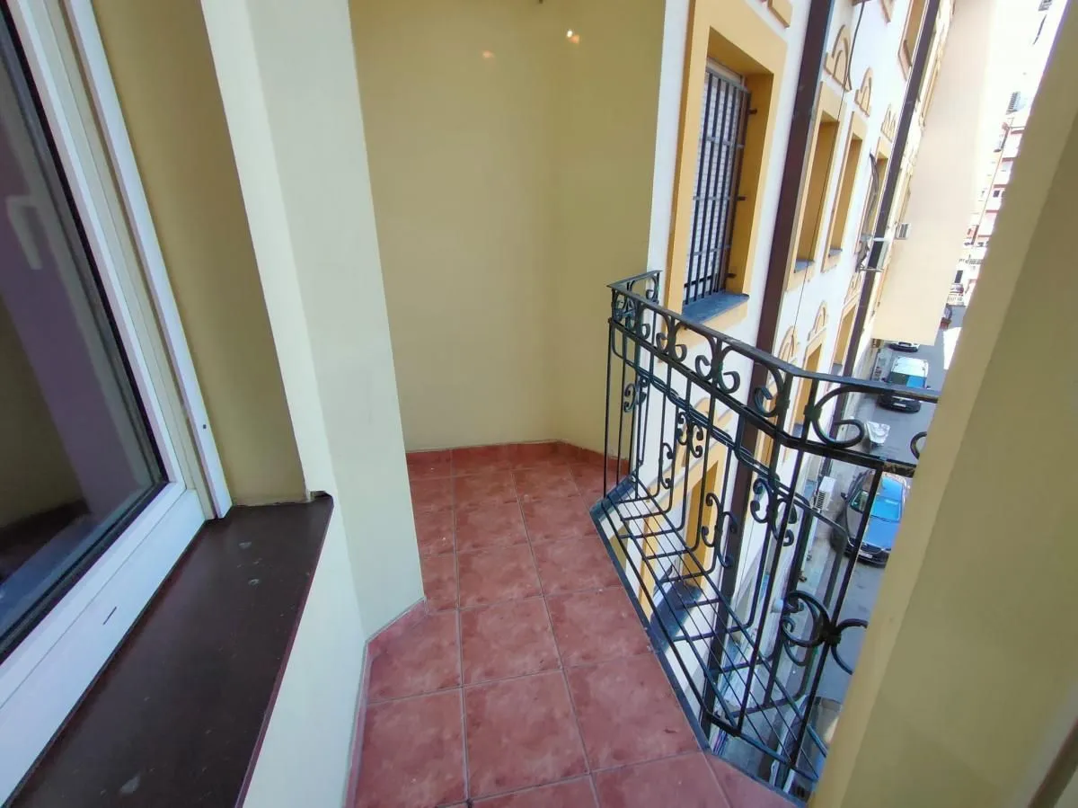 Izdavanje, trosoban stan, 103m², Spens, Novi Sad Sve Podlokacije