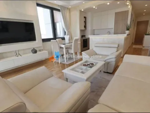 Rent, four bedroom apartment, 90m², Savski Venac, Beograd - image 6