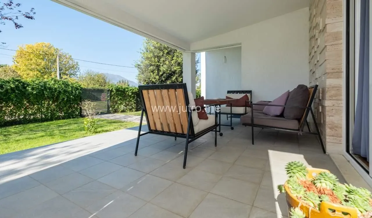 Rent, house, 200m², Spuž, Danilovgrad