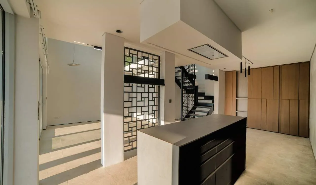 Prodaja, kuća, 231m², Blizikuće, Budva