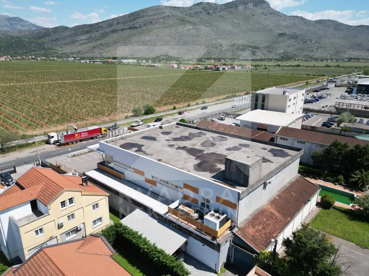 Rent, office space, 2450m², Tuzi, Podgorica