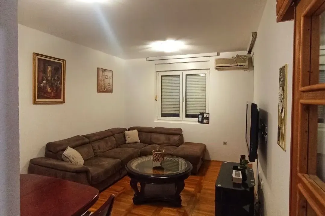 Rent, two bedroom apartment, 64m², Stari Aerodrom, Podgorica