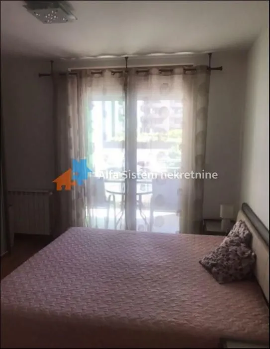 Izdavanje, dvosoban stan, 60m², Novi Beograd Blok 65, Novi Beograd Sve Podlokacije
