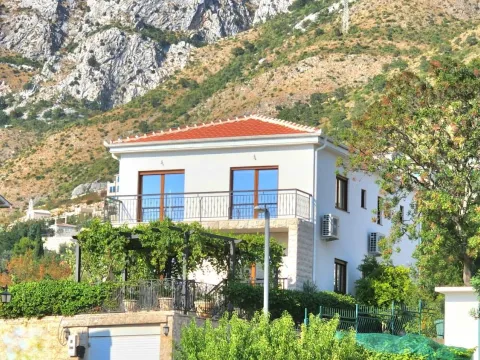 Sale, house, 178m², Skočiđevojka, Budva - image 23