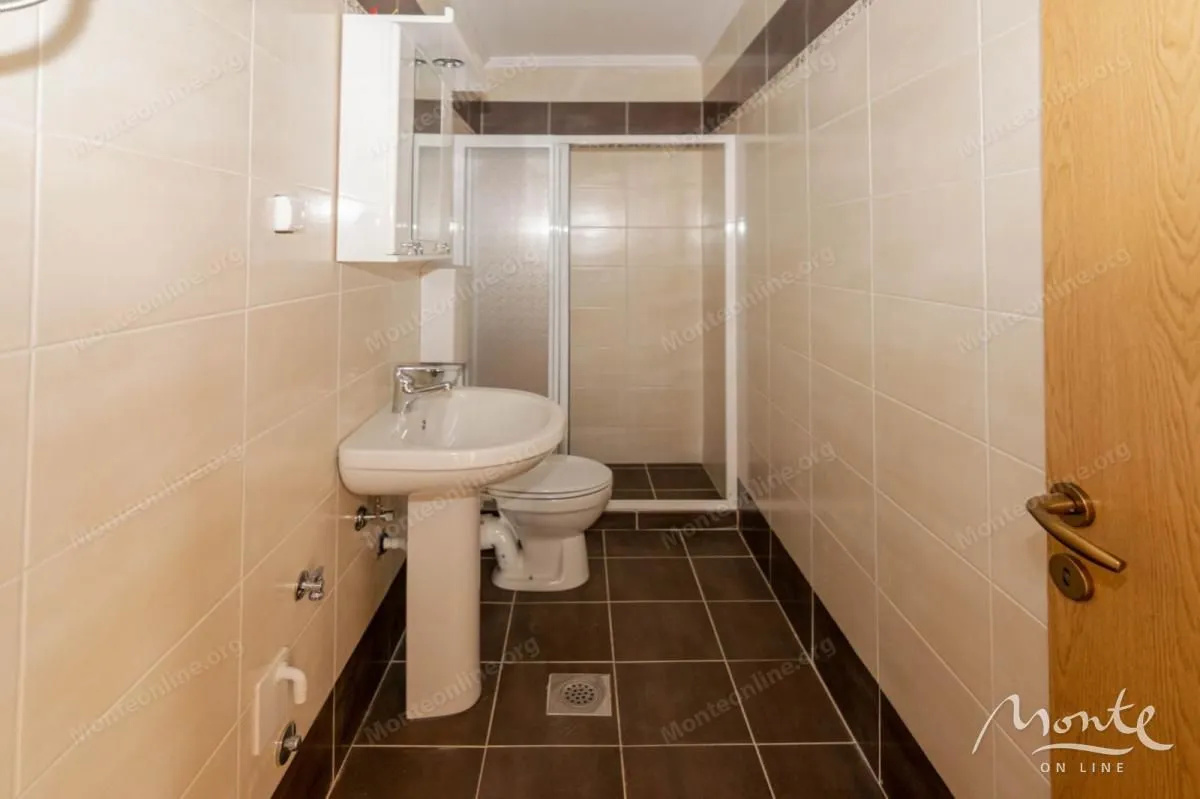 Prodaja, dvosoban stan, 72m², Igalo, Herceg Novi