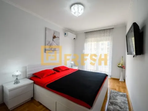 Rent, two bedroom apartment, 65m², Stari Aerodrom, Podgorica - image 9