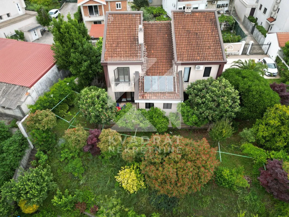 Sale, house, 280m², Masline, Podgorica