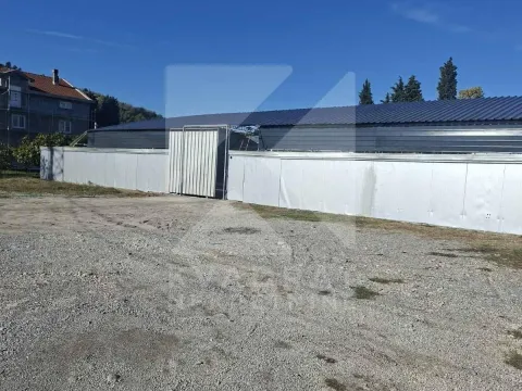 Izdavanje, poslovni prostor, 700m², Zabjelo, Podgorica - image 1