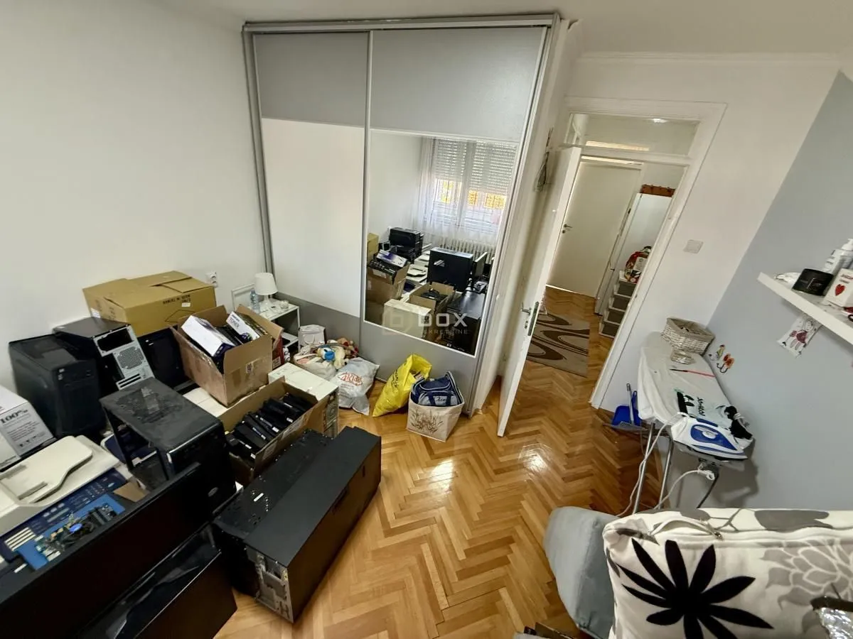 Prodaja, trosoban stan, 71m², Medijana, Niš