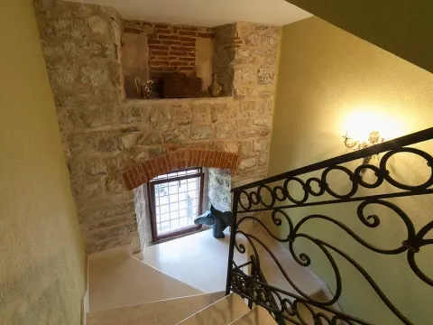 Prodaja, kuća, 450m², Prčanj, Kotor - image 17