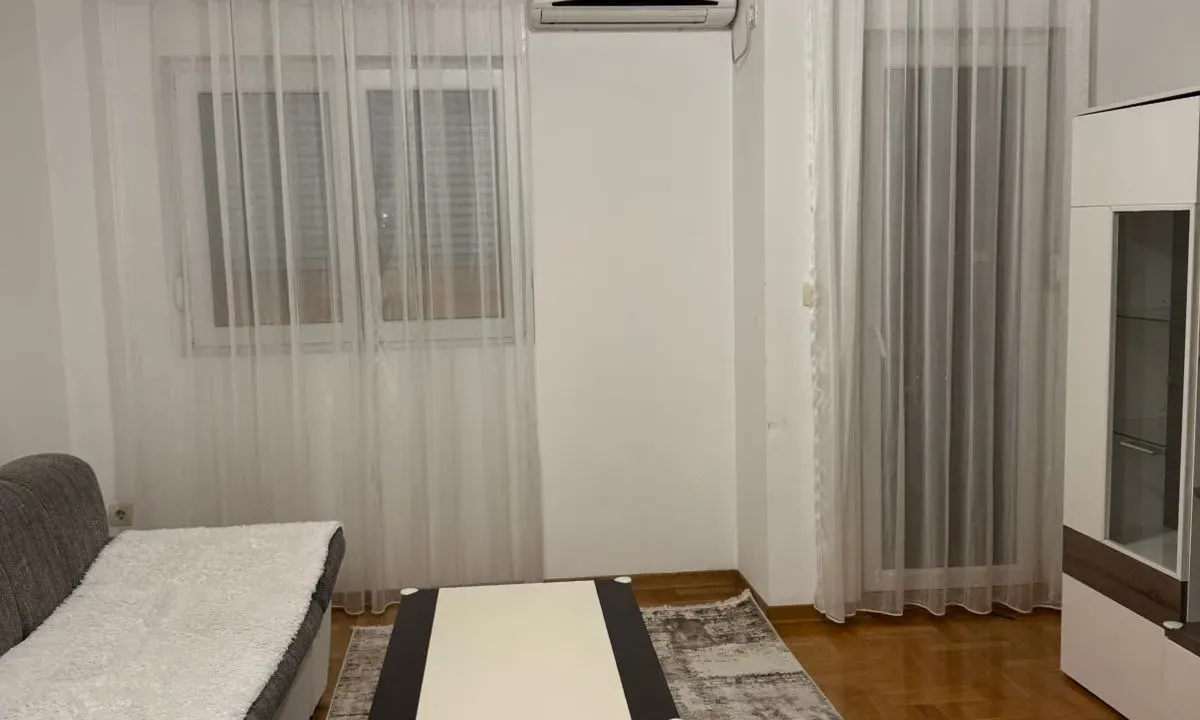 Rent, one bedroom apartment, 47m², Stari Aerodrom, Podgorica